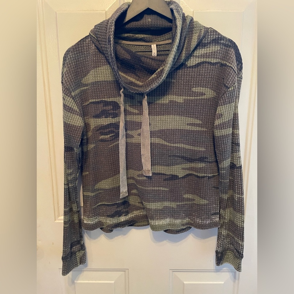 Zsupply cowl neck top